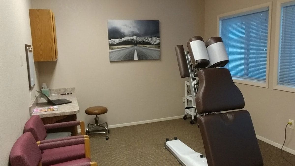 Ottun Chiropractic Room